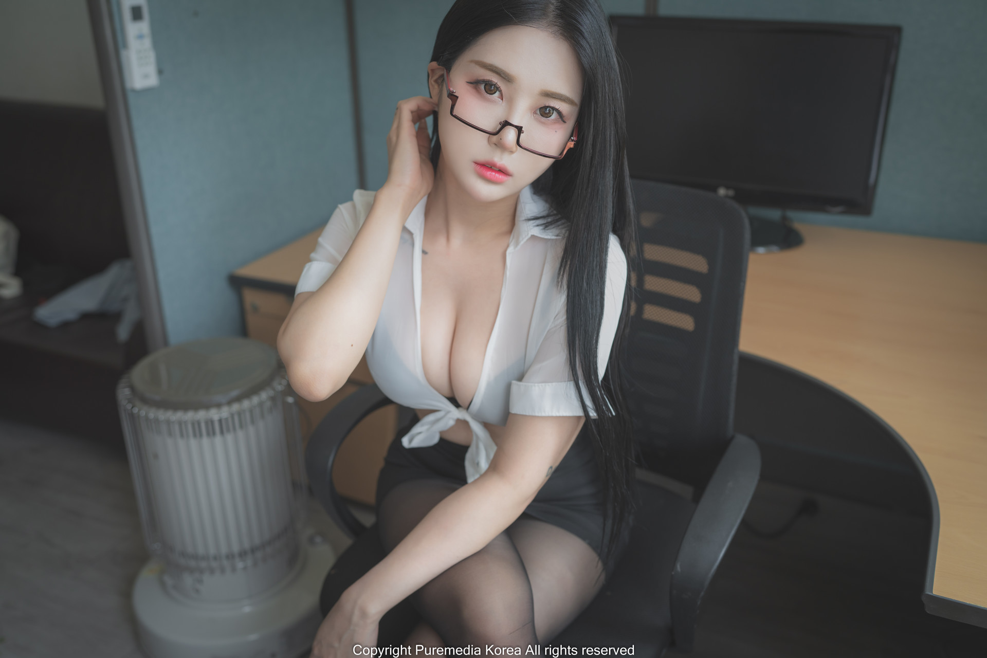 Jeong Bomi 정보미, [PURE MEDIA] Vol.182 Bomistry’s Office Set.01(3)