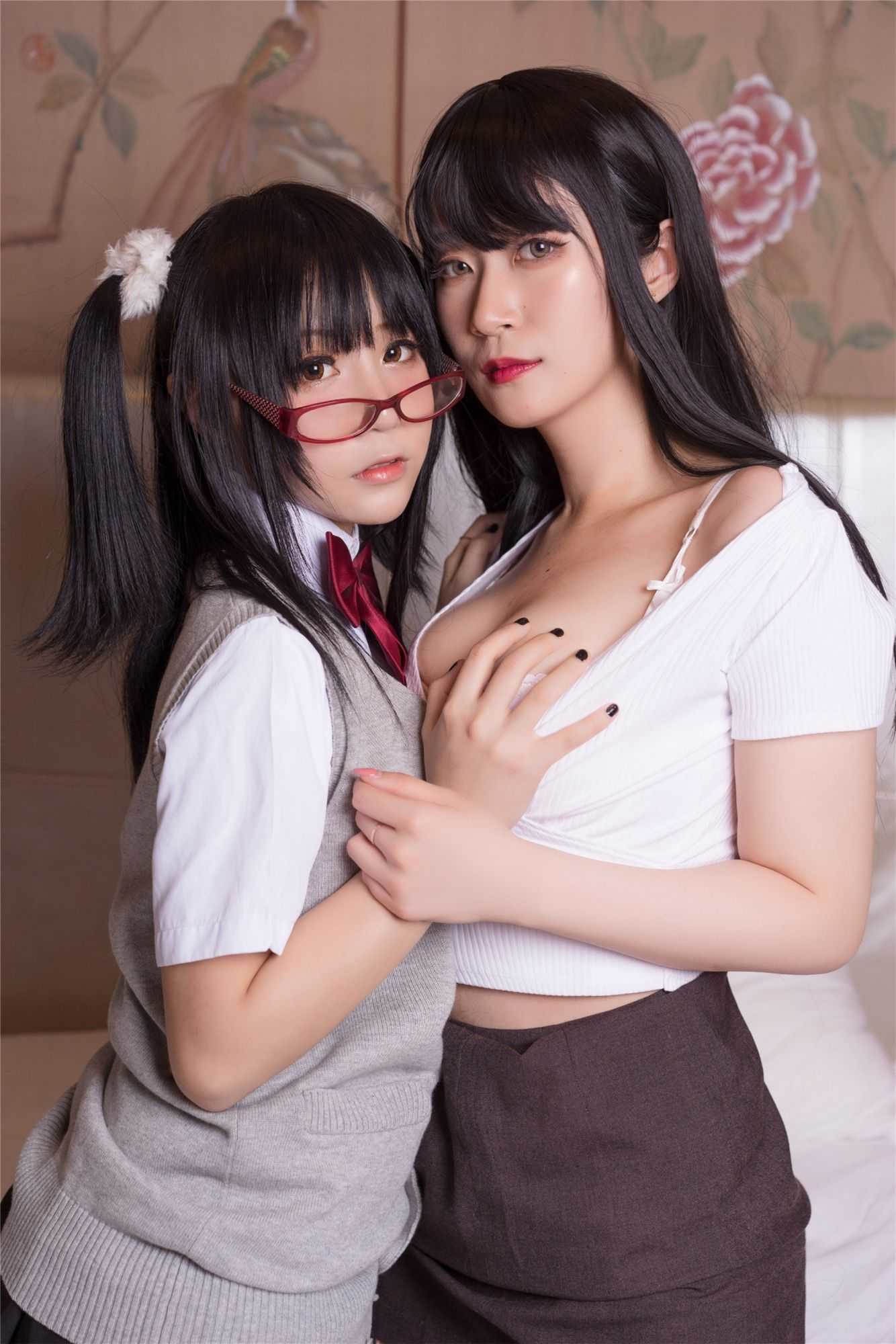 白银 摇摇乐 Student x Teacher Lesbian 126P(45)