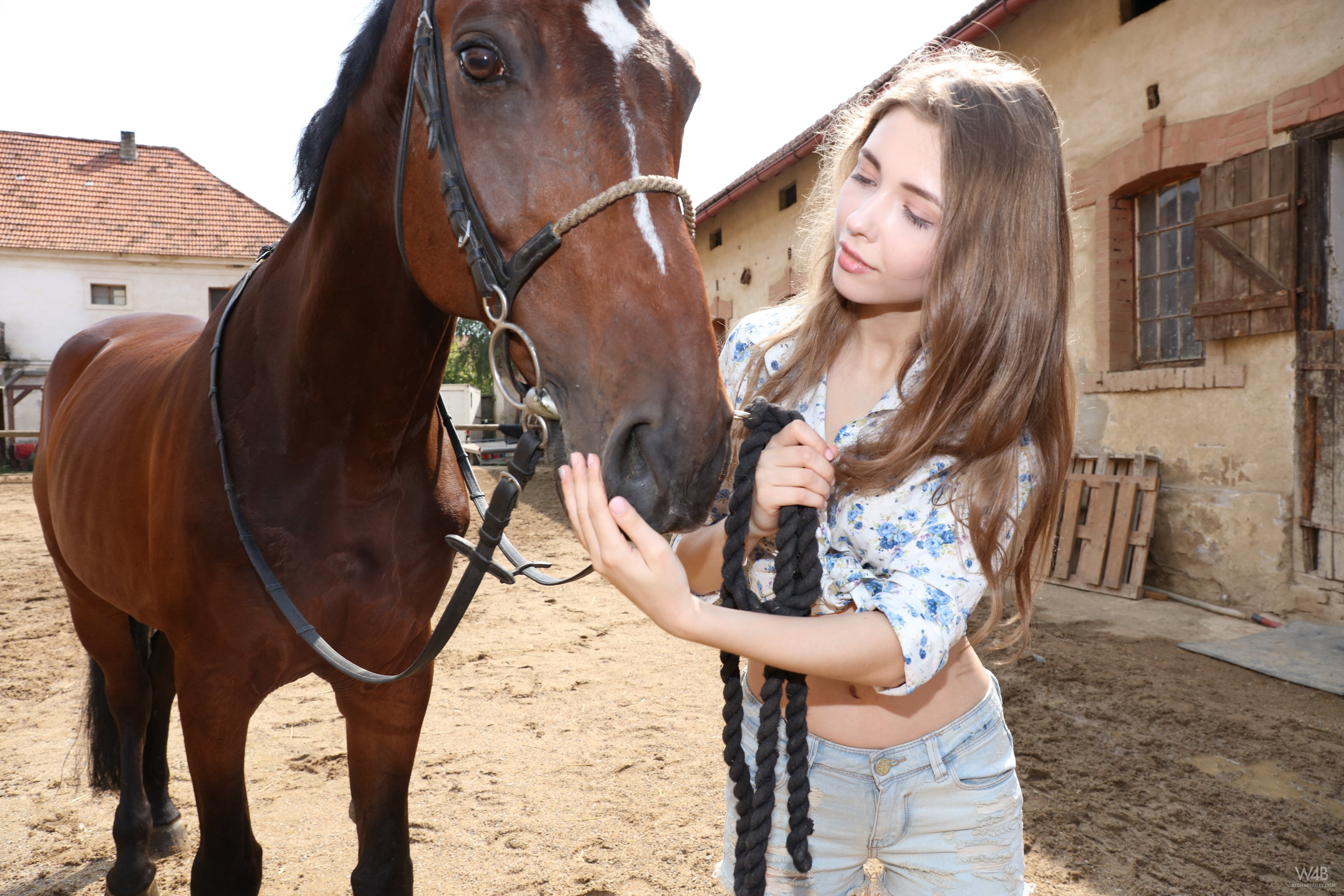 Milla Azul - HORSE LOVER 89P(48)