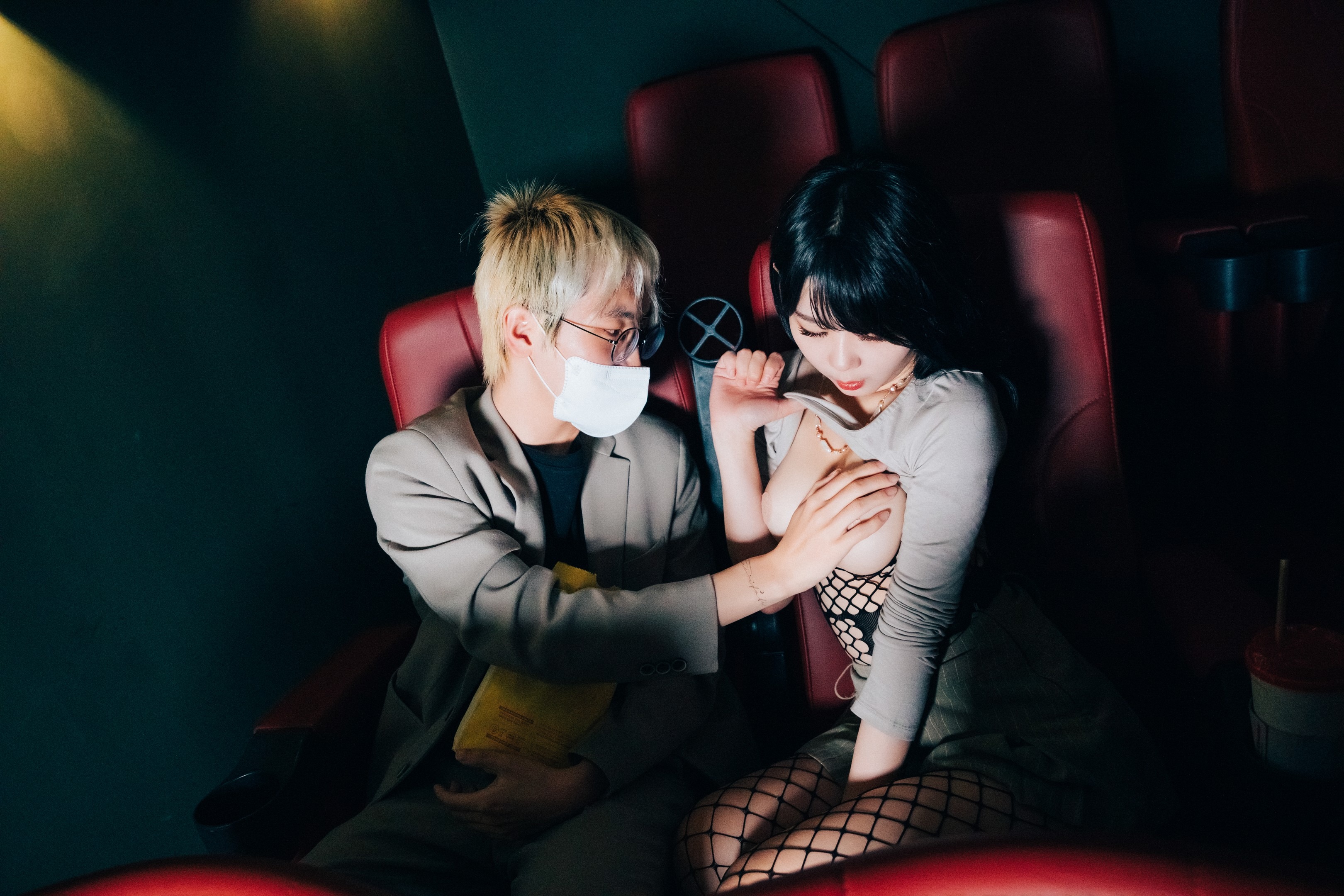 [LOOZY] Zia – xxx in the theater S.Ver(66)