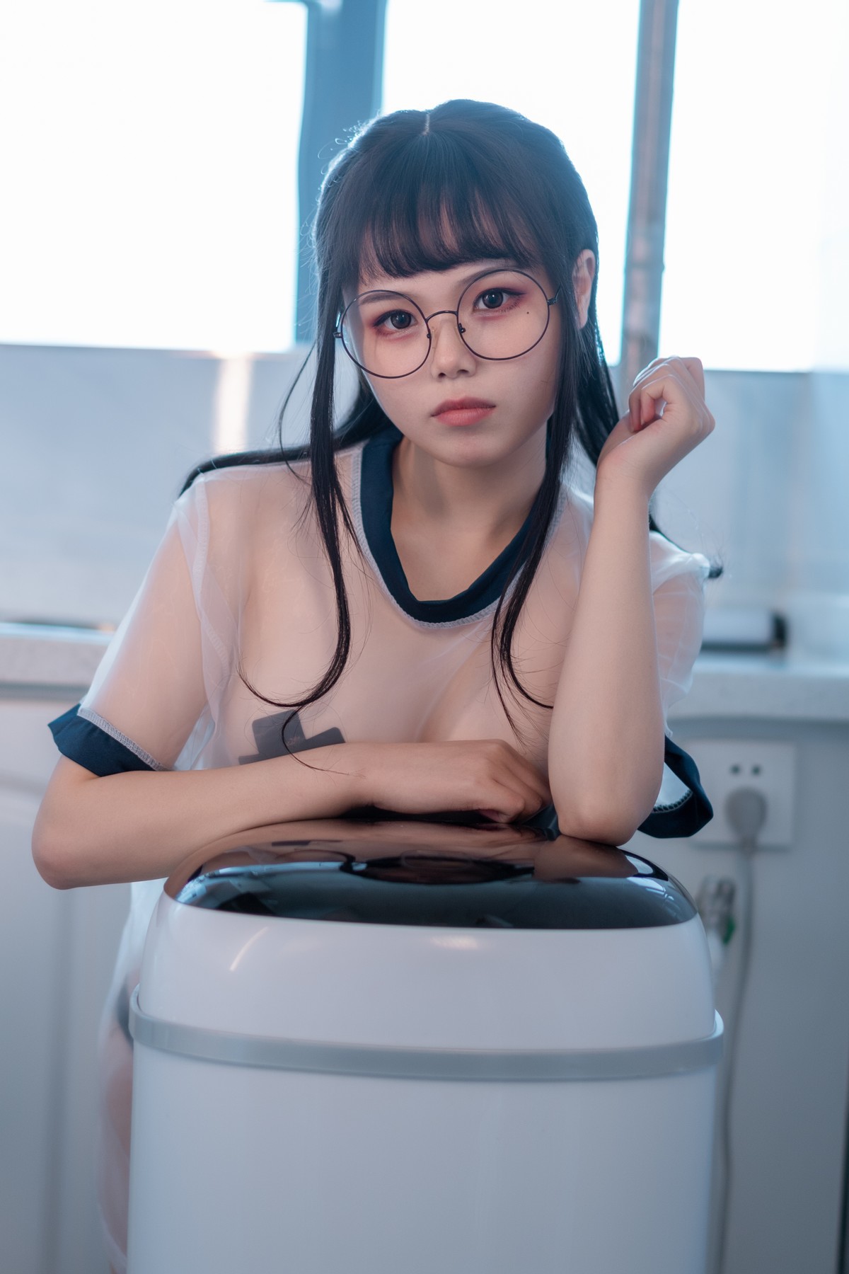 Cosplay 七月喵子 喝酸奶的眼镜娘(20)