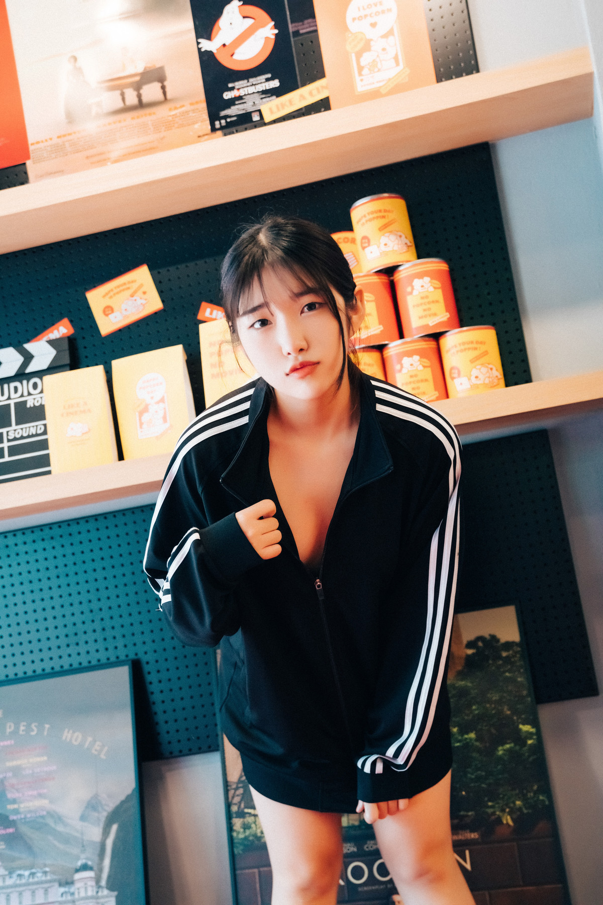 Sonson 손손, [Loozy] Cinema Girl (+S.Ver) Set.01(12)