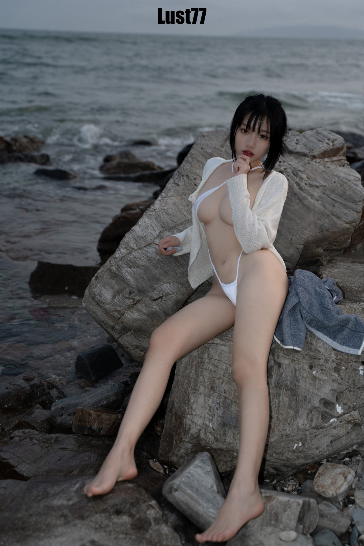 Cosplay 柒柒要乖哦 礁石海岸 Rocky Coast(16)