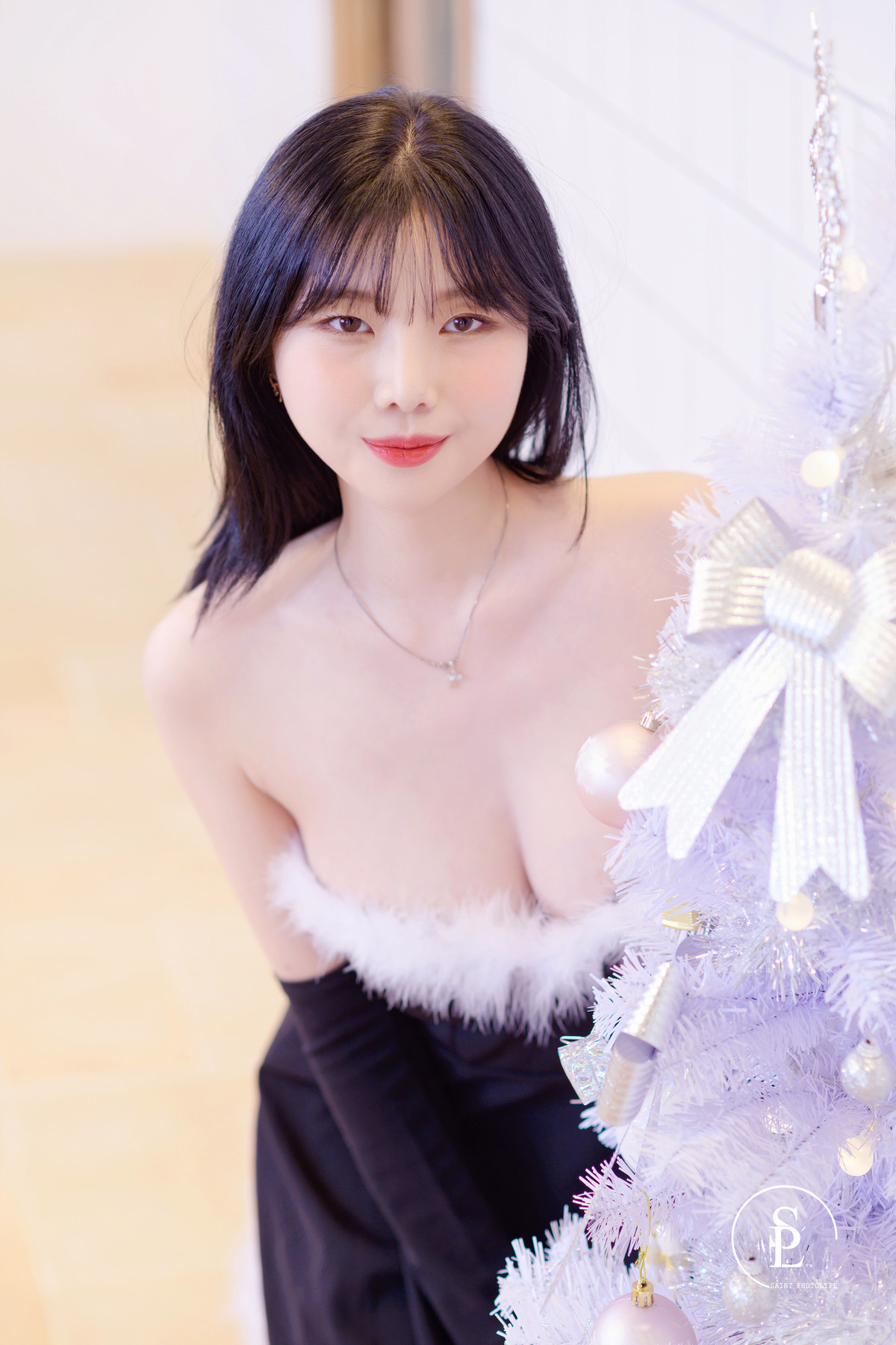Yuna 유나, [SAINT Photolife] Merry Yuna’s Xmas Set.02(21)